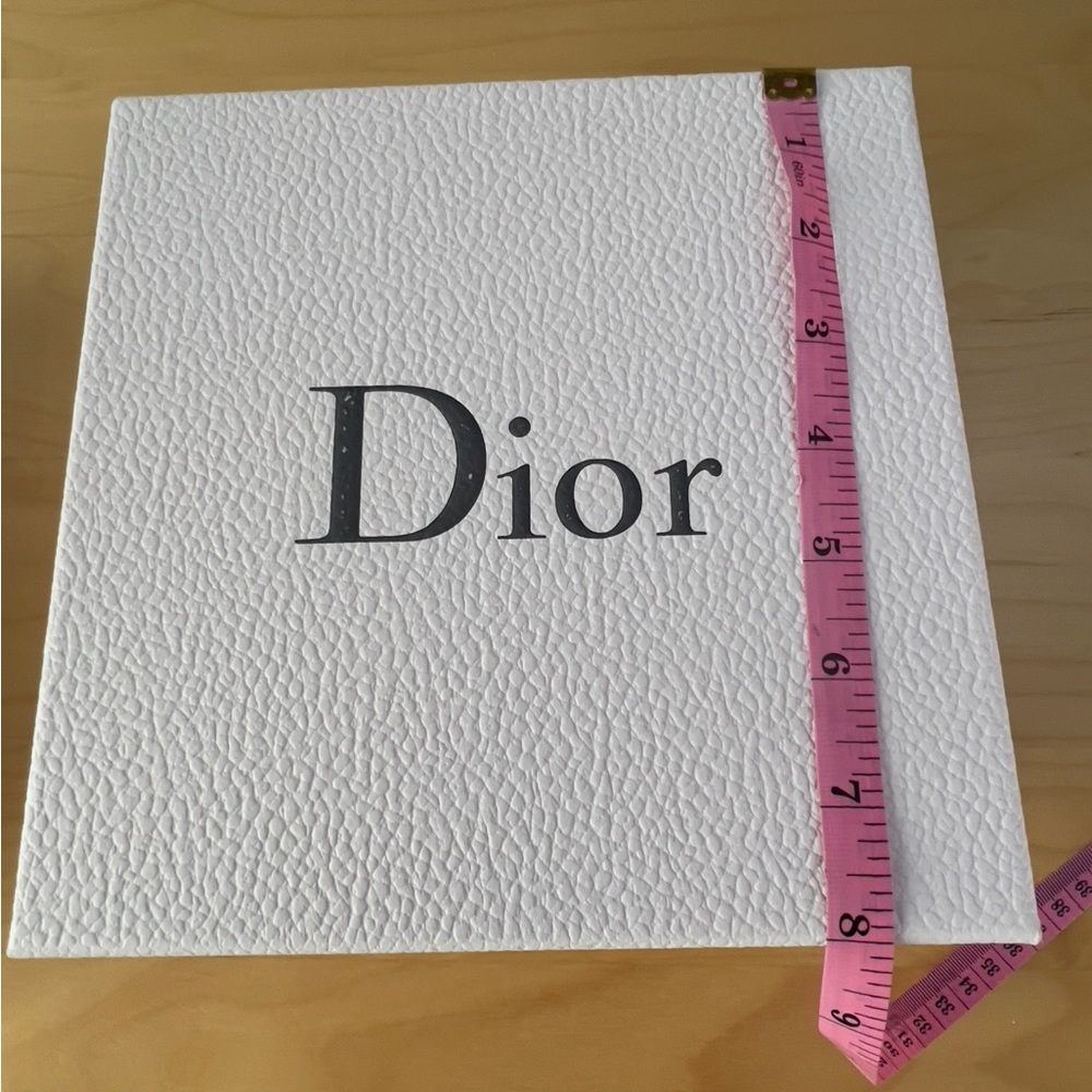 Dior White Embossed Gift Box - Picture 2 of 4